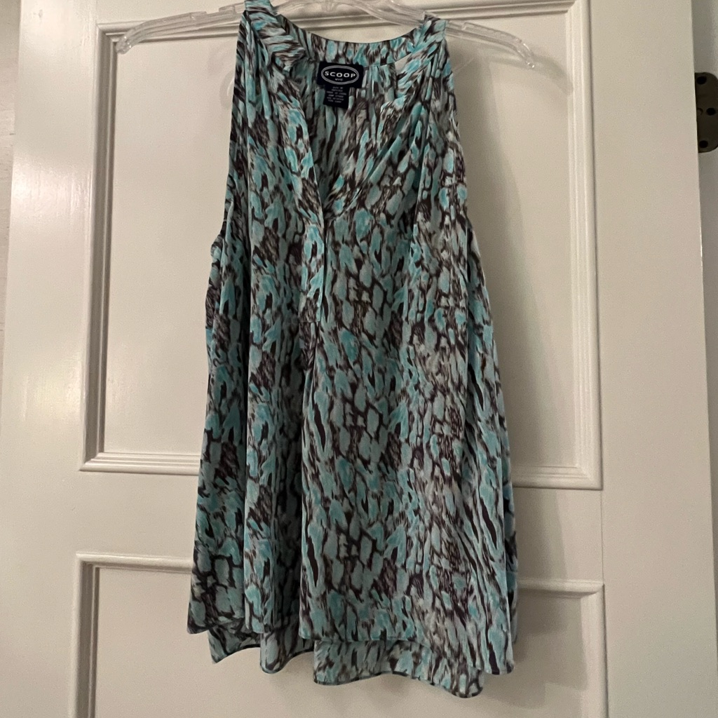Scoop Patterned Blouse